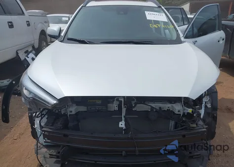 2022 Toyota Corolla Cross Xle from USA, damaged, VIN 7MUDAABG0NV027076